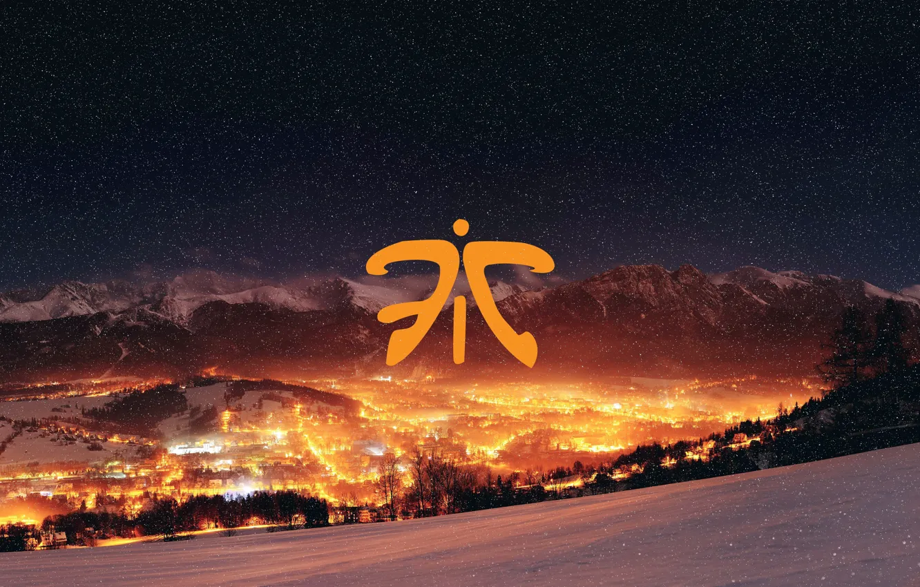 Фото обои зима, свет, снег, ночь, город, огни, гора, logo