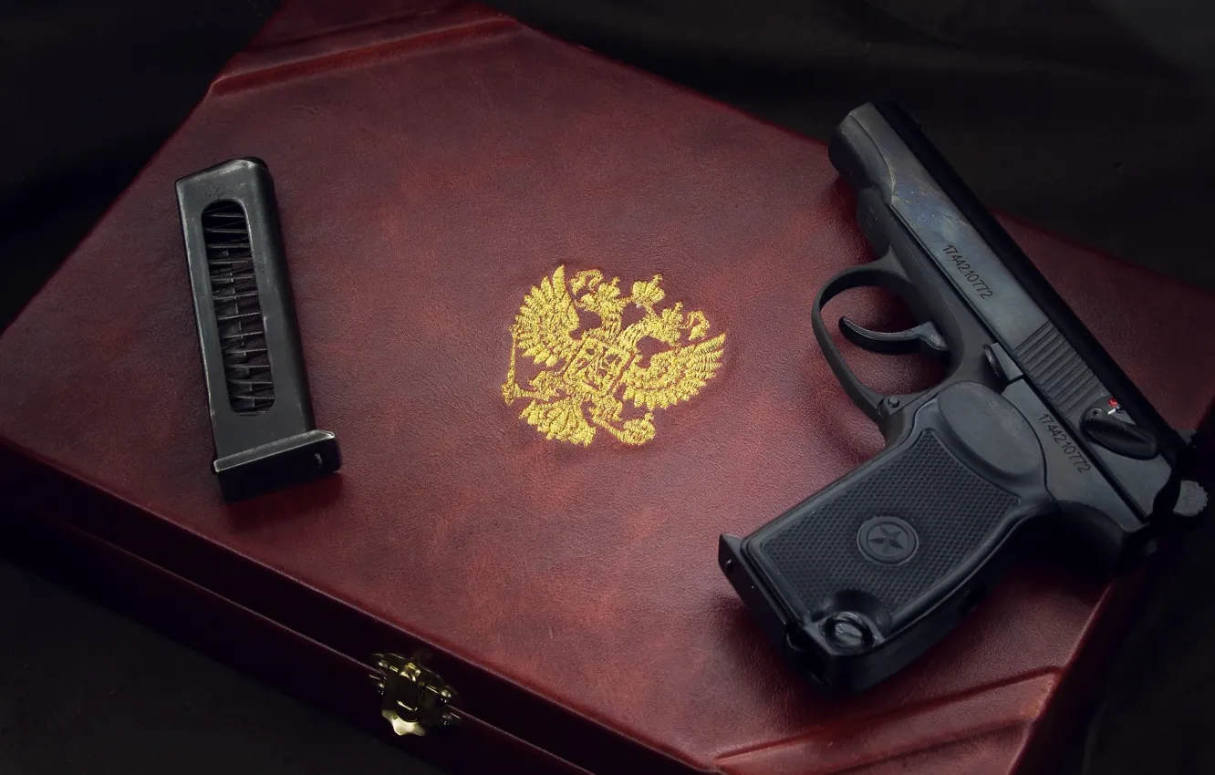 Фото обои оружие, gun, pistol, weapon, пистолет макарова, Макаров, Герб Российской Федерации, Makarov