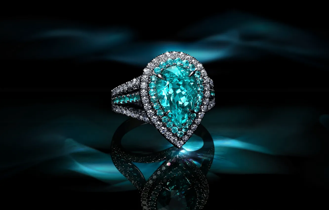 Фото обои блеск, кольцо, бриллианты, украшение, перстень, драгоценные камни, сапфир, тонкая работа