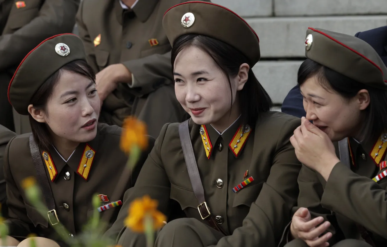 Фото обои улыбка, девушки, армия, милитари, Северная Корея, КНДР