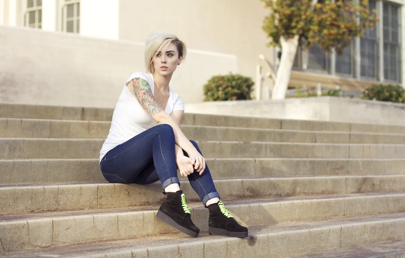 Фото обои girl, Model, woman, tattoo, jeans, blonde, tattoos, female