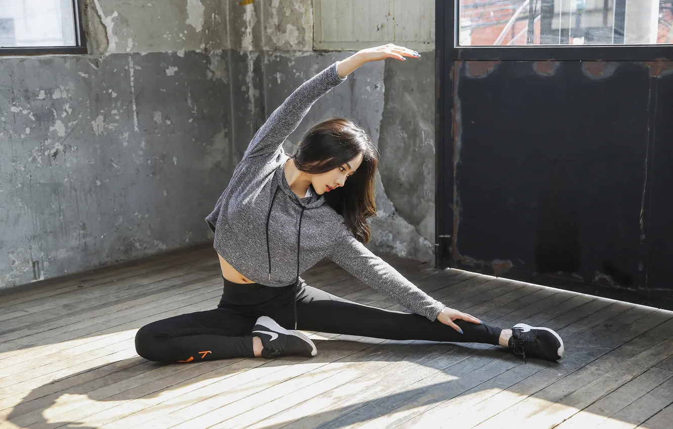 Фото обои woman, yoga, stretching