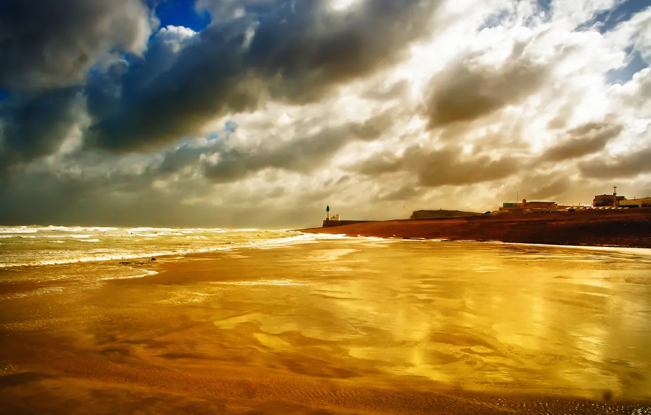 Фото обои море, пляж, небо, облака, золото