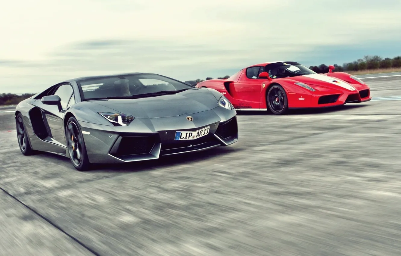 Фото обои дорога, гонка, полоса, скорость, ferrari enzo, гиперкары, Lamborghini Aventador LP700-4