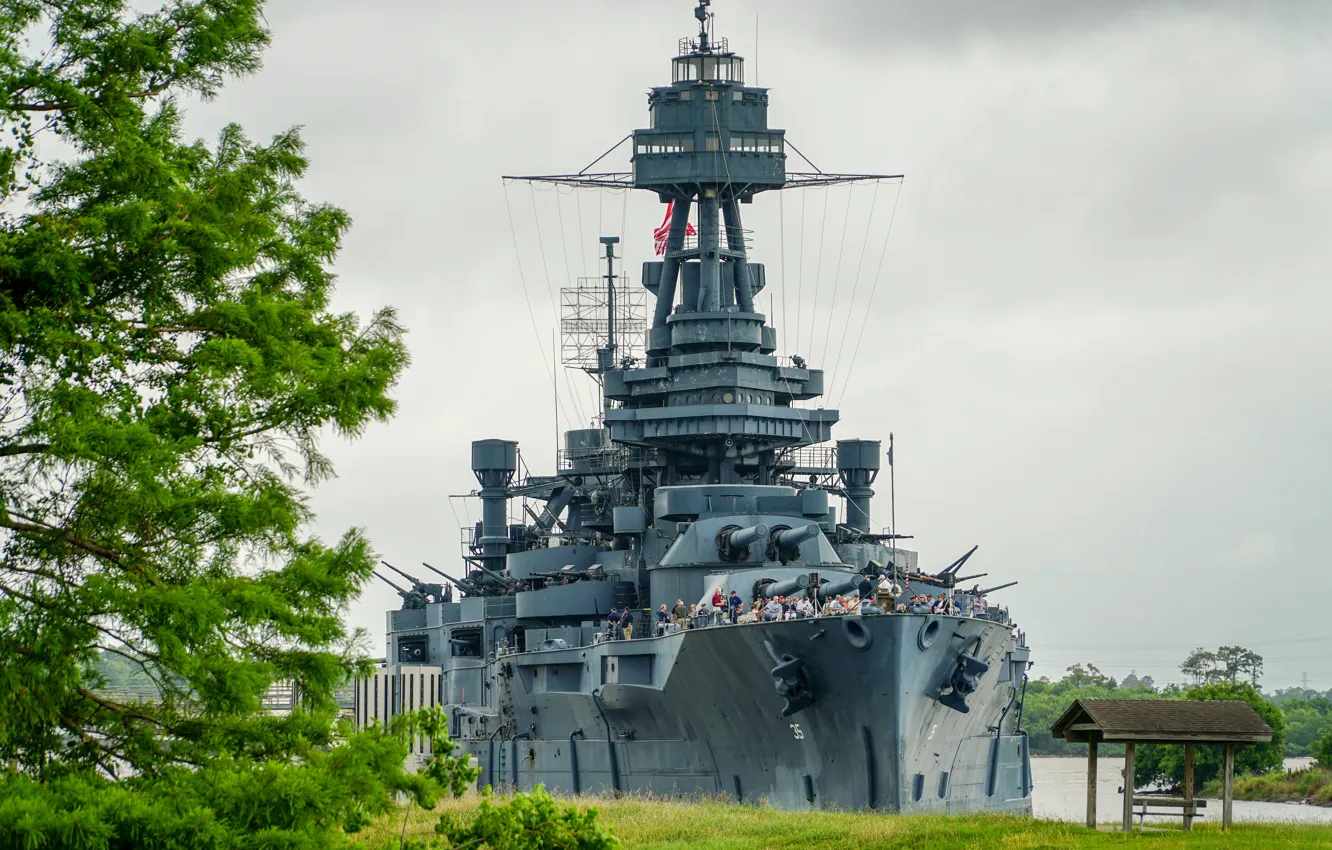 Фото обои Tree, Military, Battleship, People, Warship, Big Guns, Thomas Park