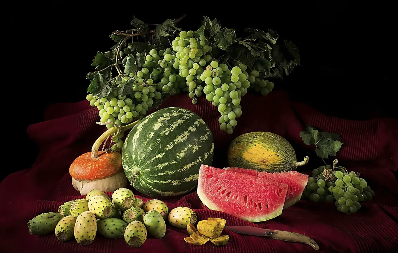 Фото обои ягоды, арбуз, виноград, фрукты, натюрморт