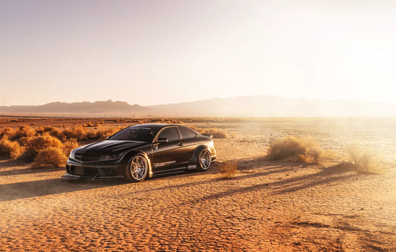 Фото обои дизайн, пустыня, Mercedes, автомобиль, лучи света