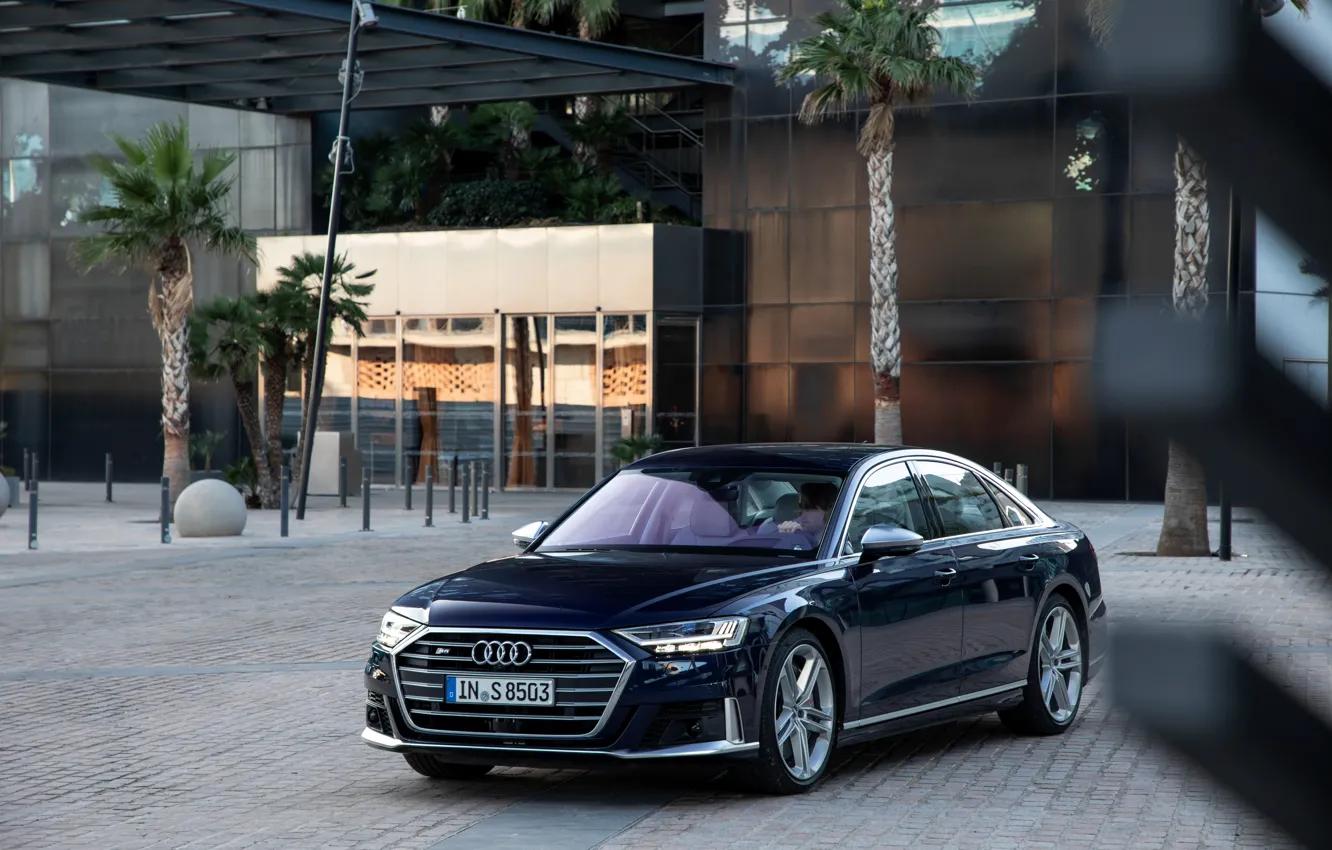 Фото обои синий, Audi, седан, строение, Audi A8, Audi S8, 2020, 2019