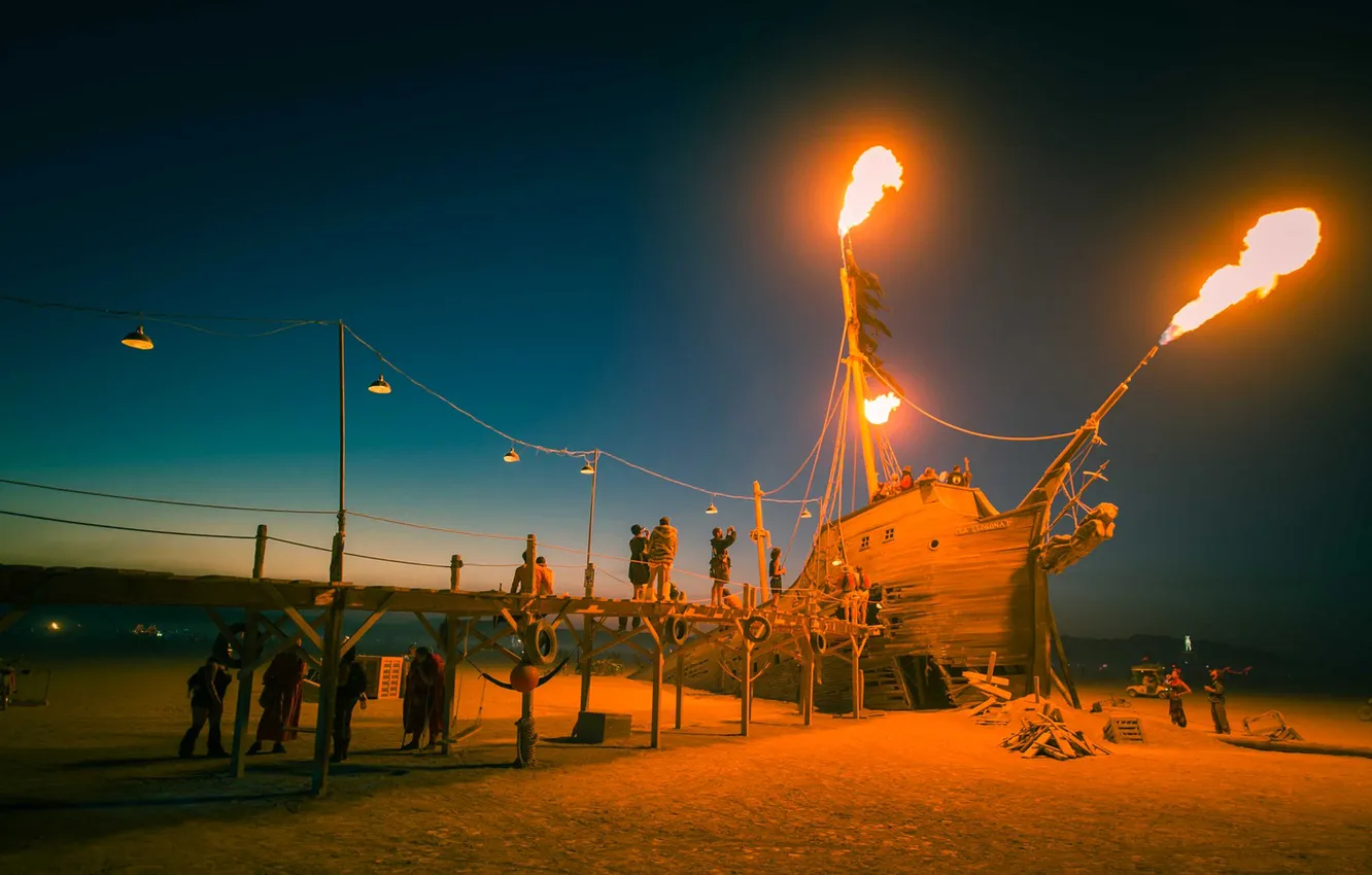 Фото обои ночь, люди, корабль, арт, США, Невада, искусство, Burning-Man
