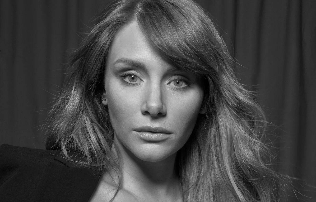Фото обои портрет, макияж, прическа, черно-белое, пиджак, Bryce Dallas Howard, Брайс Даллас Ховард, Luke Duval