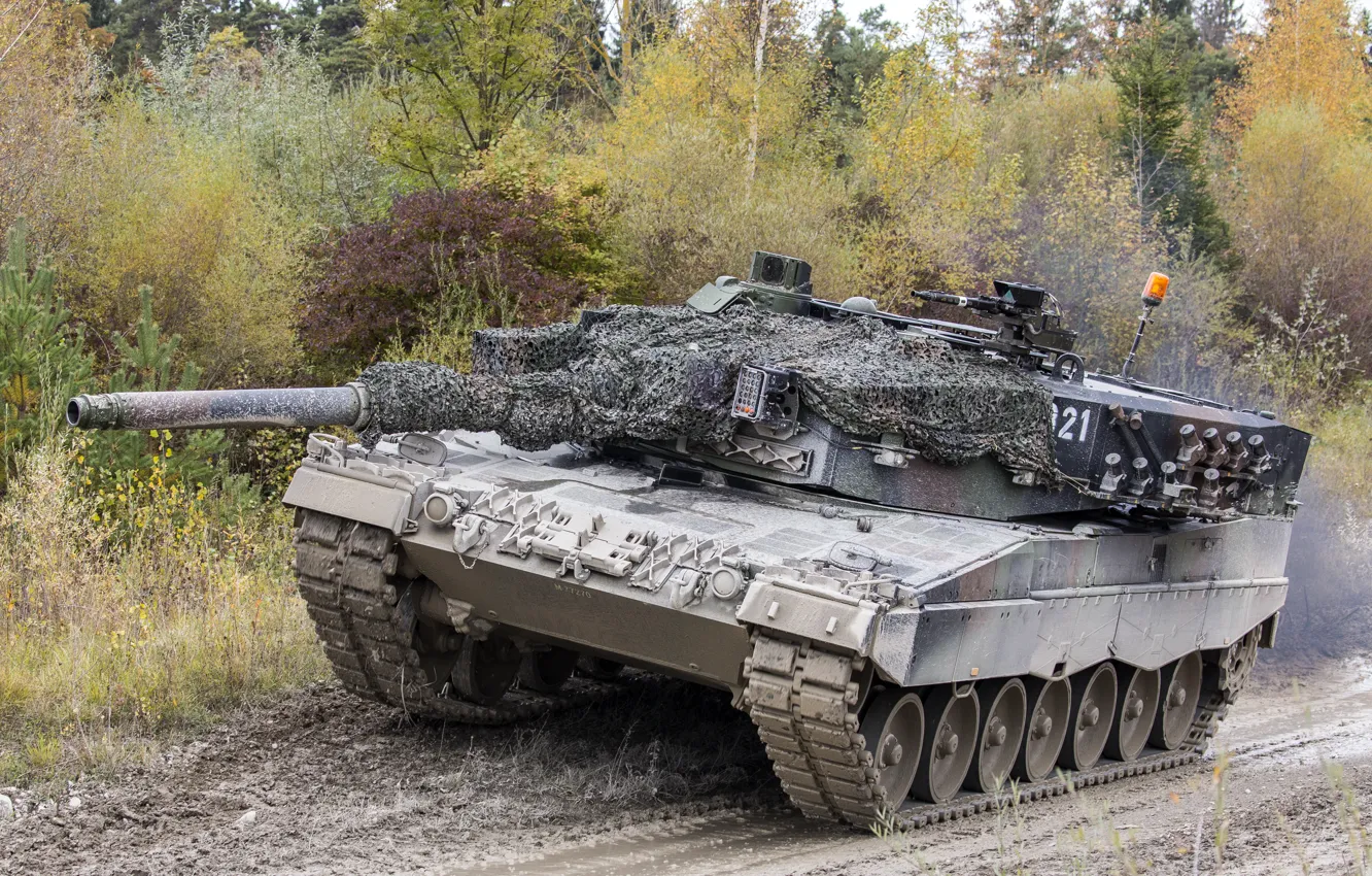Фото обои грязь, дуло, танк, Leopard 2