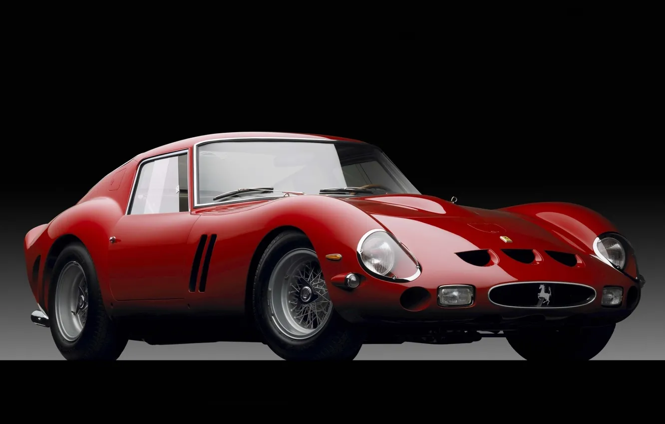 Фото обои красный, Феррари, Ferrari, суперкар, полумрак, классика, GTO, передок