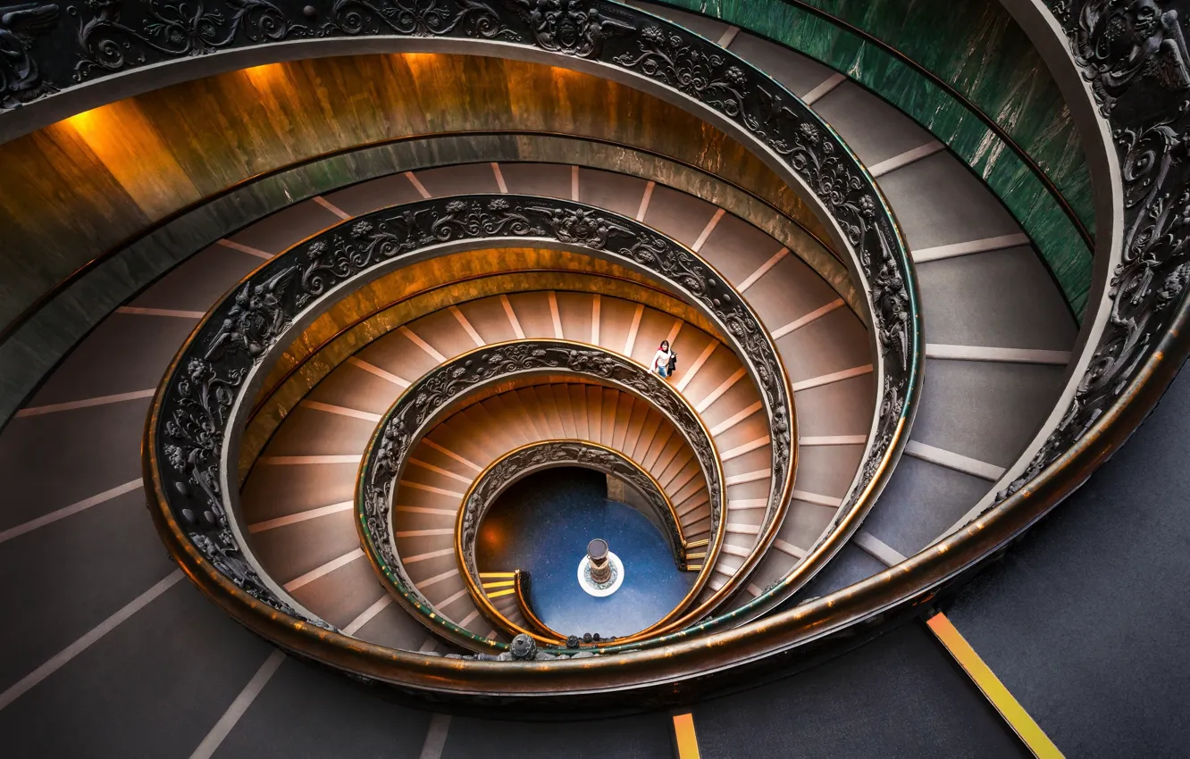 Фото обои человек, спираль, Архитектура, Ватиканская лестница