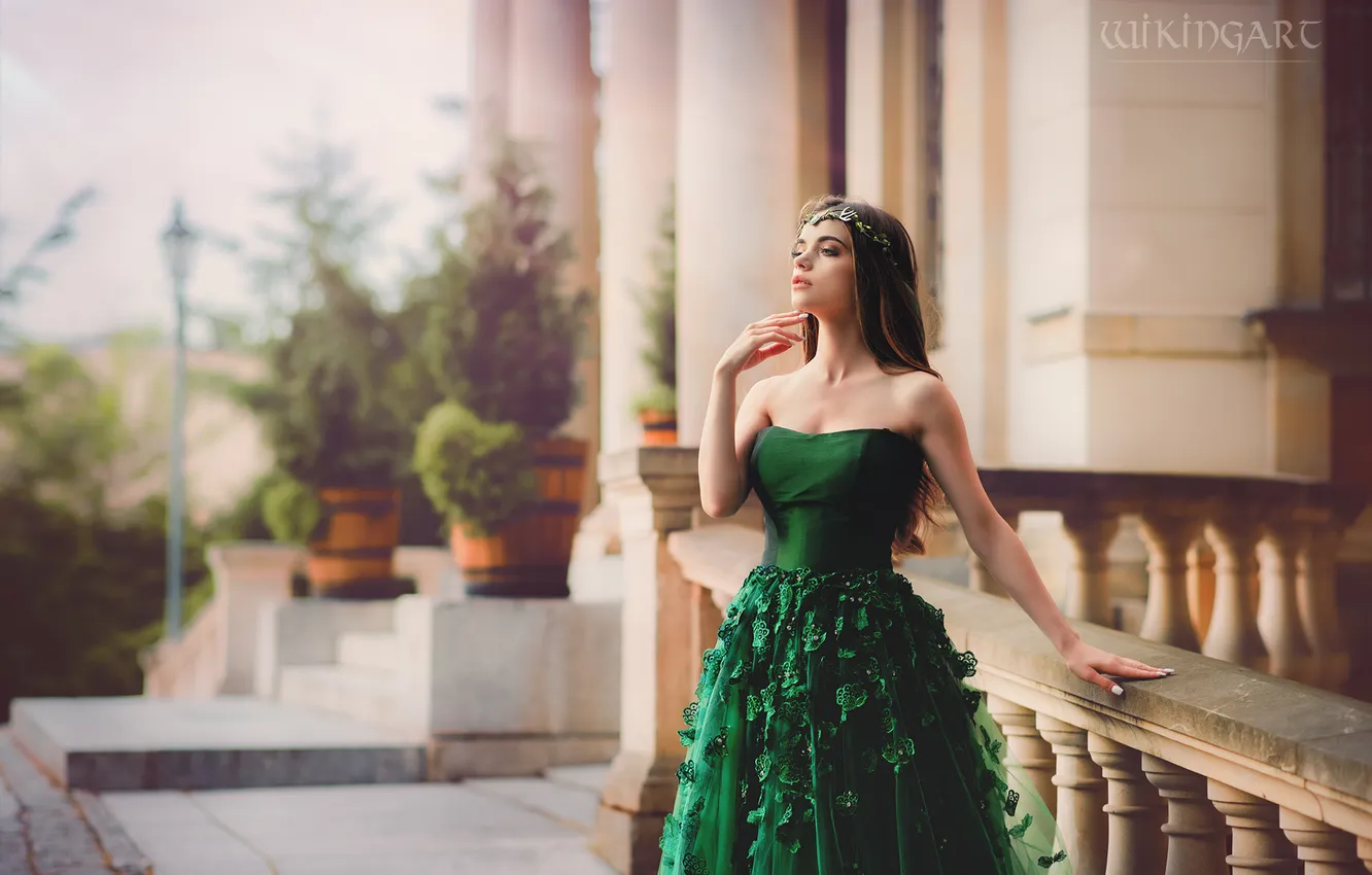 Фото обои взгляд, девушка, природа, поза, макияж, платье, фэнтези, наряд