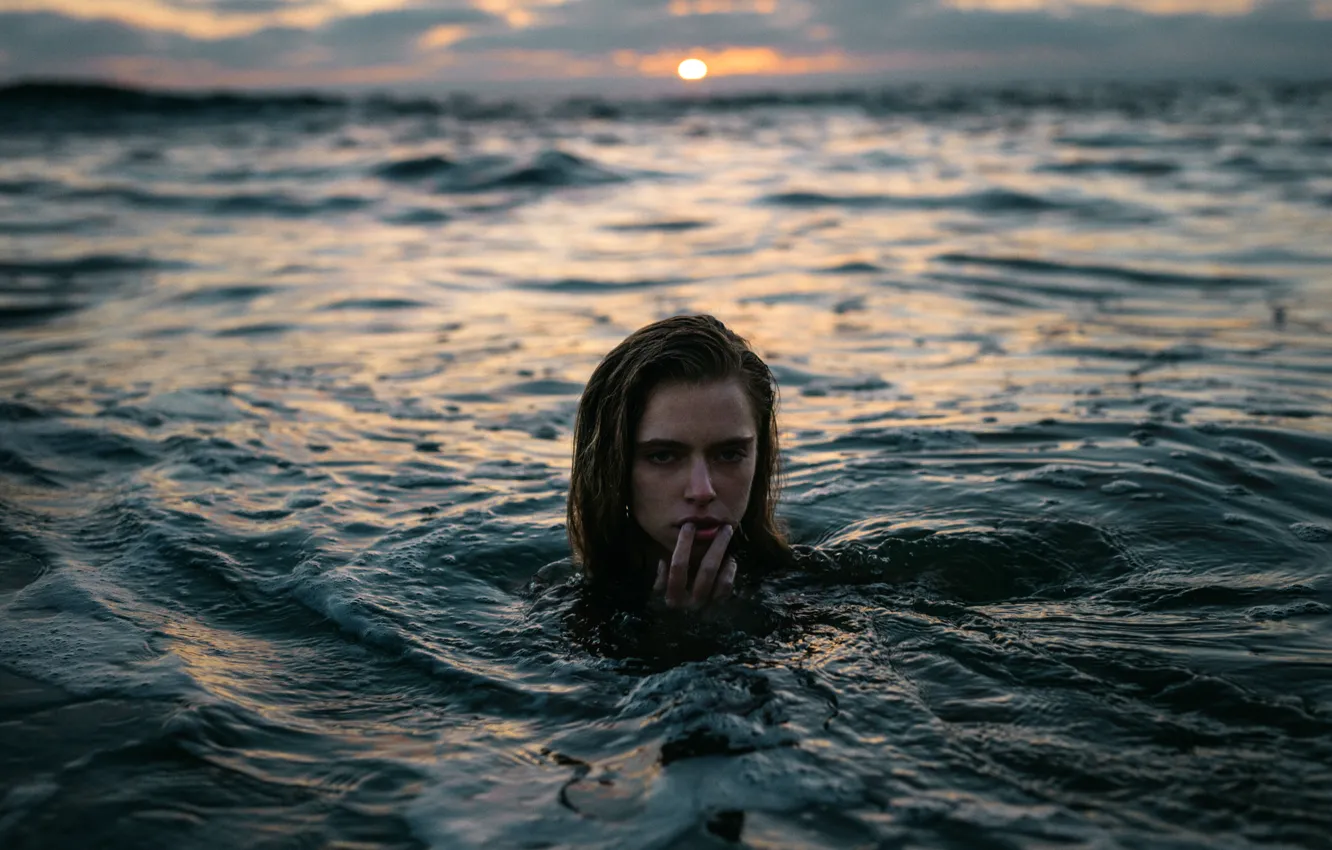 Фото обои девушка, в воде, Marta, Jesse Herzog