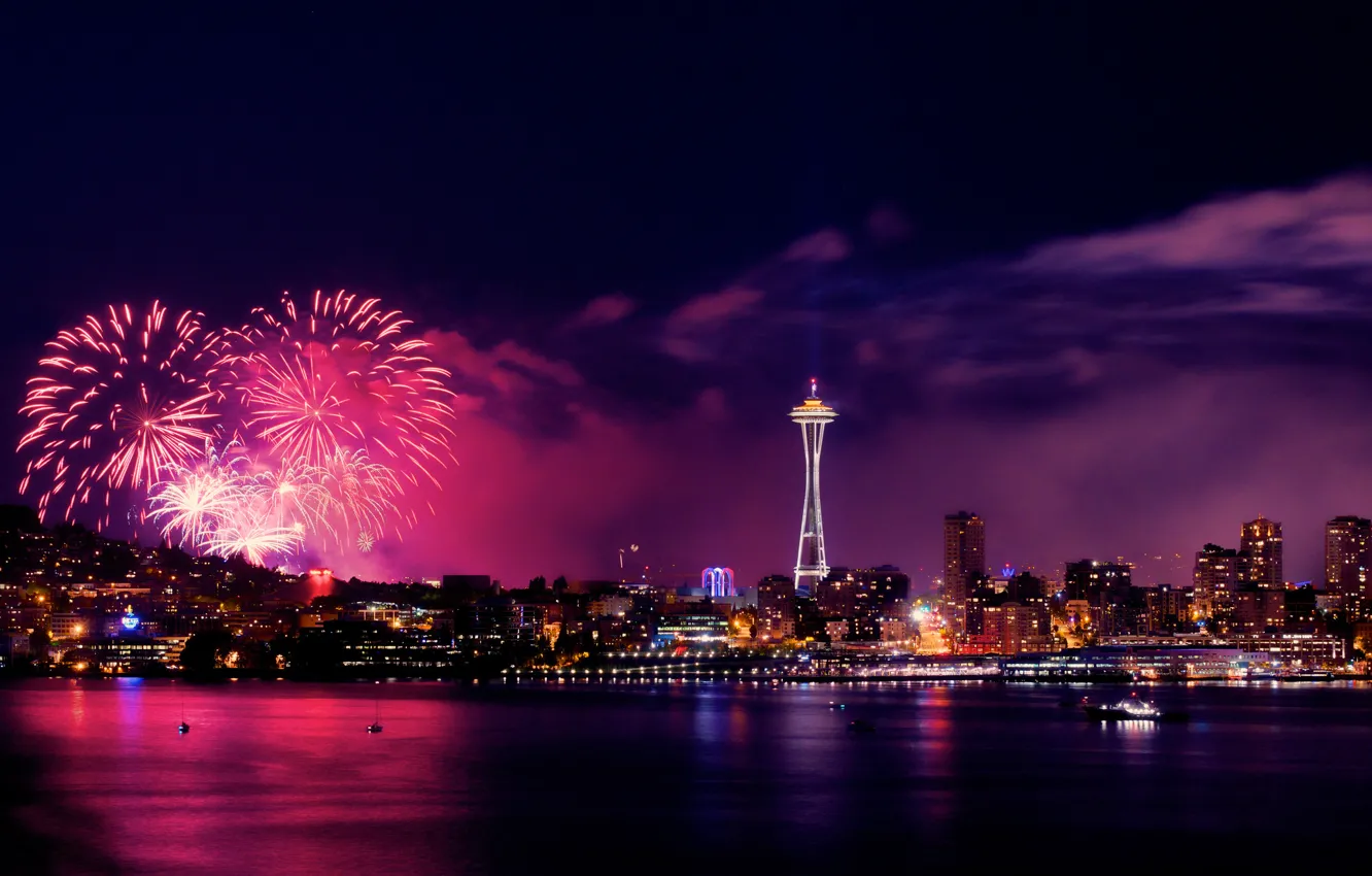 Фото обои ночь, город, огни, феерверк, Seattle, панорамма, July 4