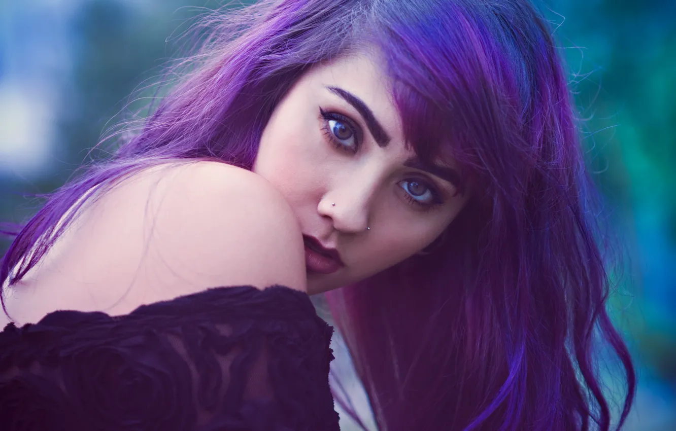 Фото обои взгляд, девушка, волосы, портрет, фиолетовые