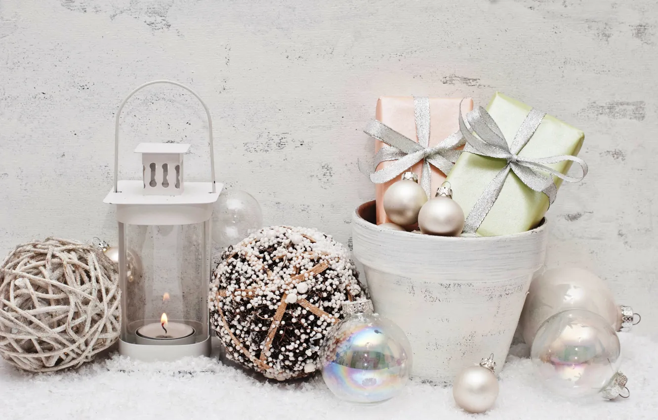 Фото обои снег, украшения, шары, Новый Год, Рождество, подарки, Christmas, balls