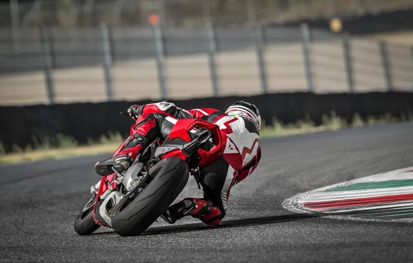 Фото обои Скорость, Ducati, 2018, Panigale, Спортбайк, V4 S, Ducati Panigale V4 S