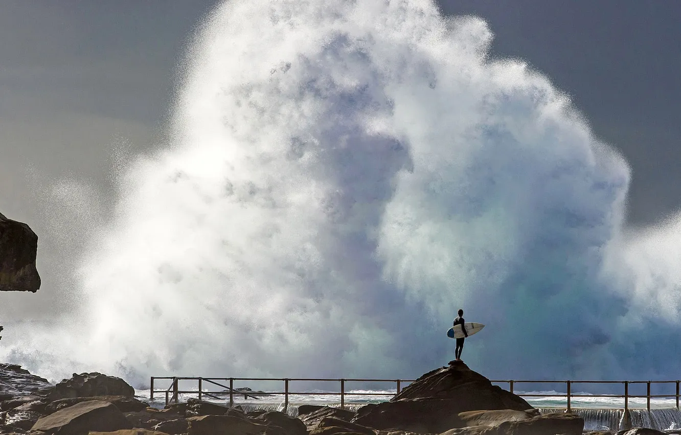 Фото обои брызги, шторм, Австралия, серфер, Сидней, Новый Южный Уэльс, Северные Пляжи
