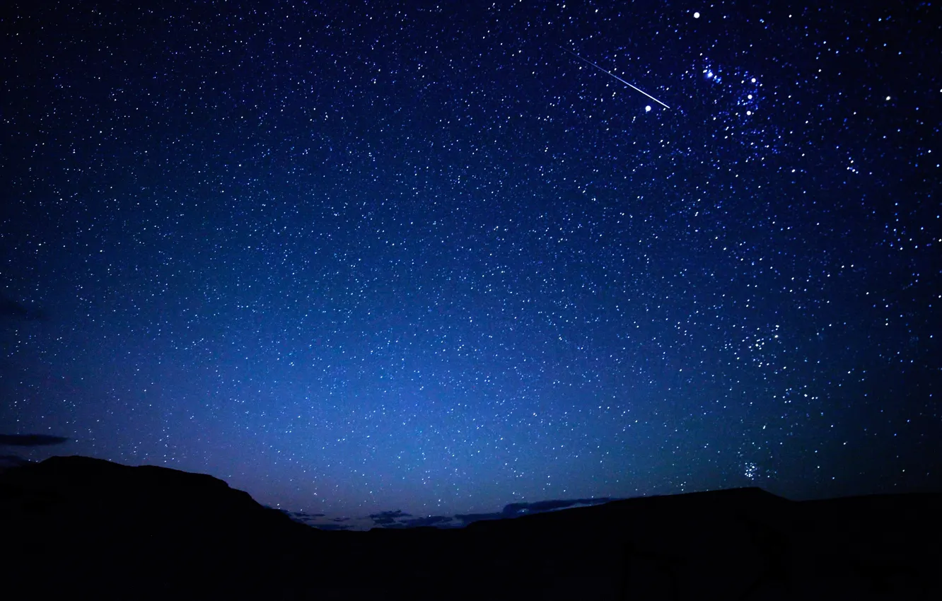 Фото обои небо, звезды, горы, ночь, след, метеор