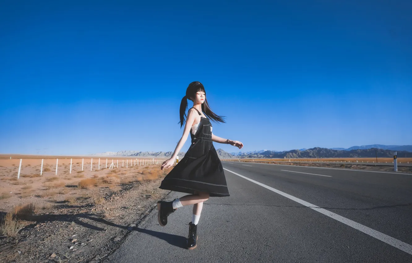 Фото обои Beautiful, Asian, Model, Denim, Woman, Road, Jeans, Pretty