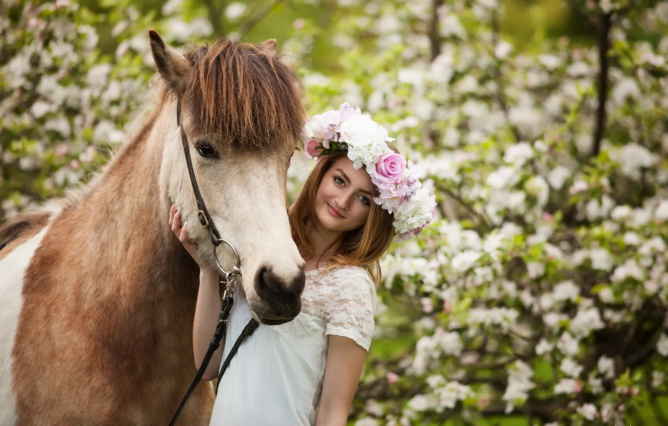 Фото обои девушка, настроение, конь, весна