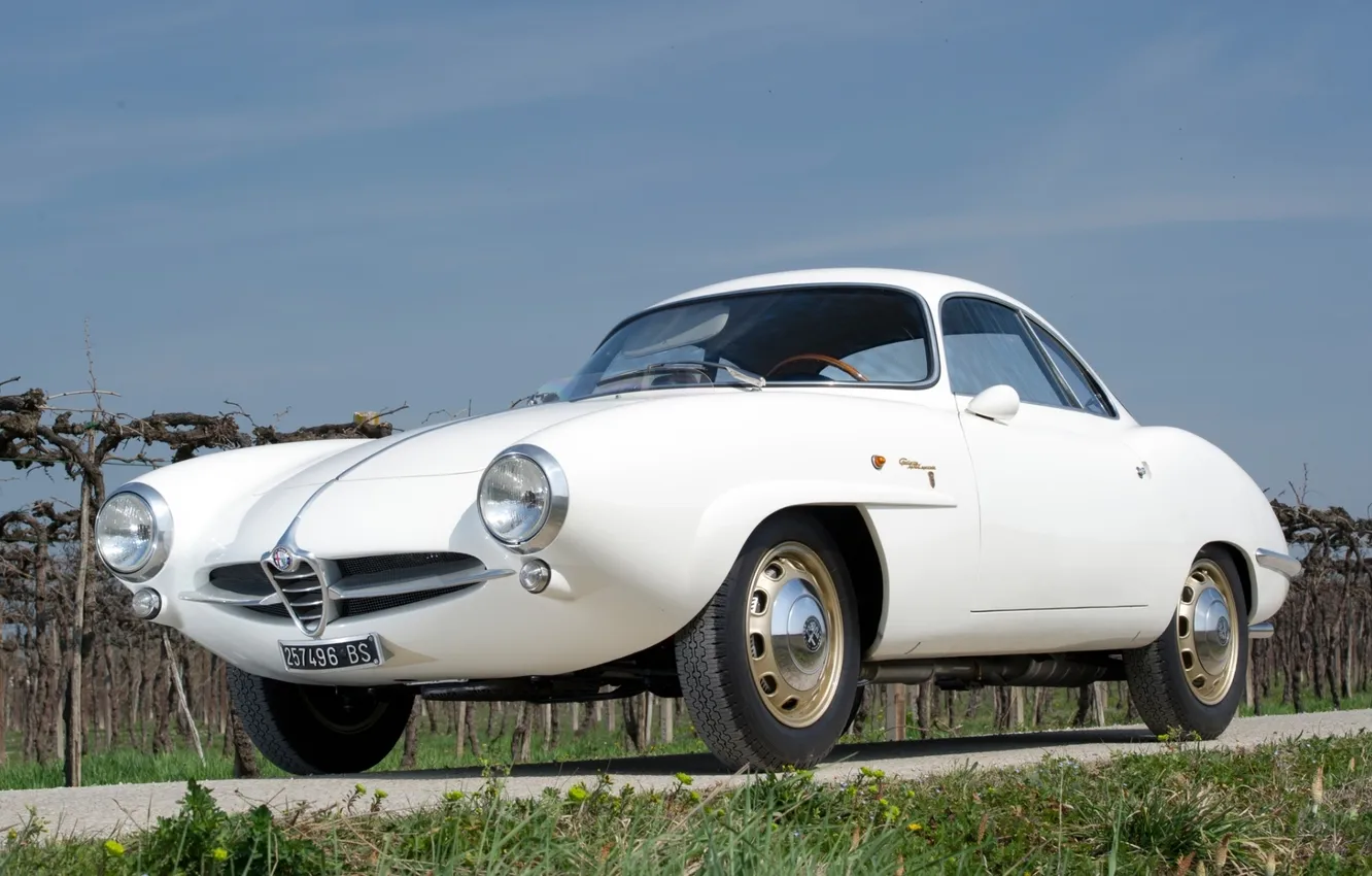 Фото обои белый, небо, 1960, Alfa Romeo, классика, передок, Speciale, Giulietta