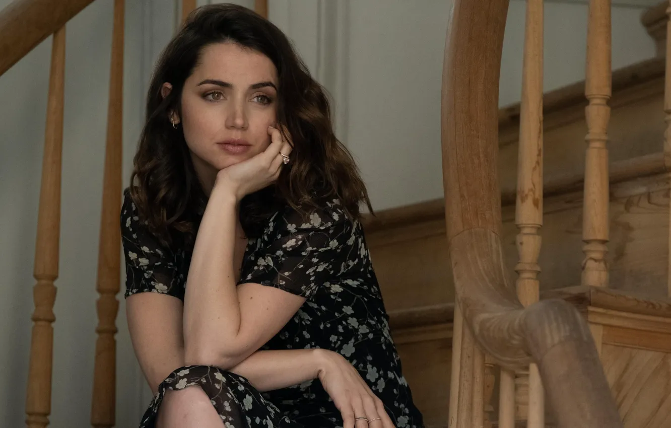 Фото обои фильм, платье, актриса, брюнетка, красотка, красивая, Ana de Armas, Ана де Армас