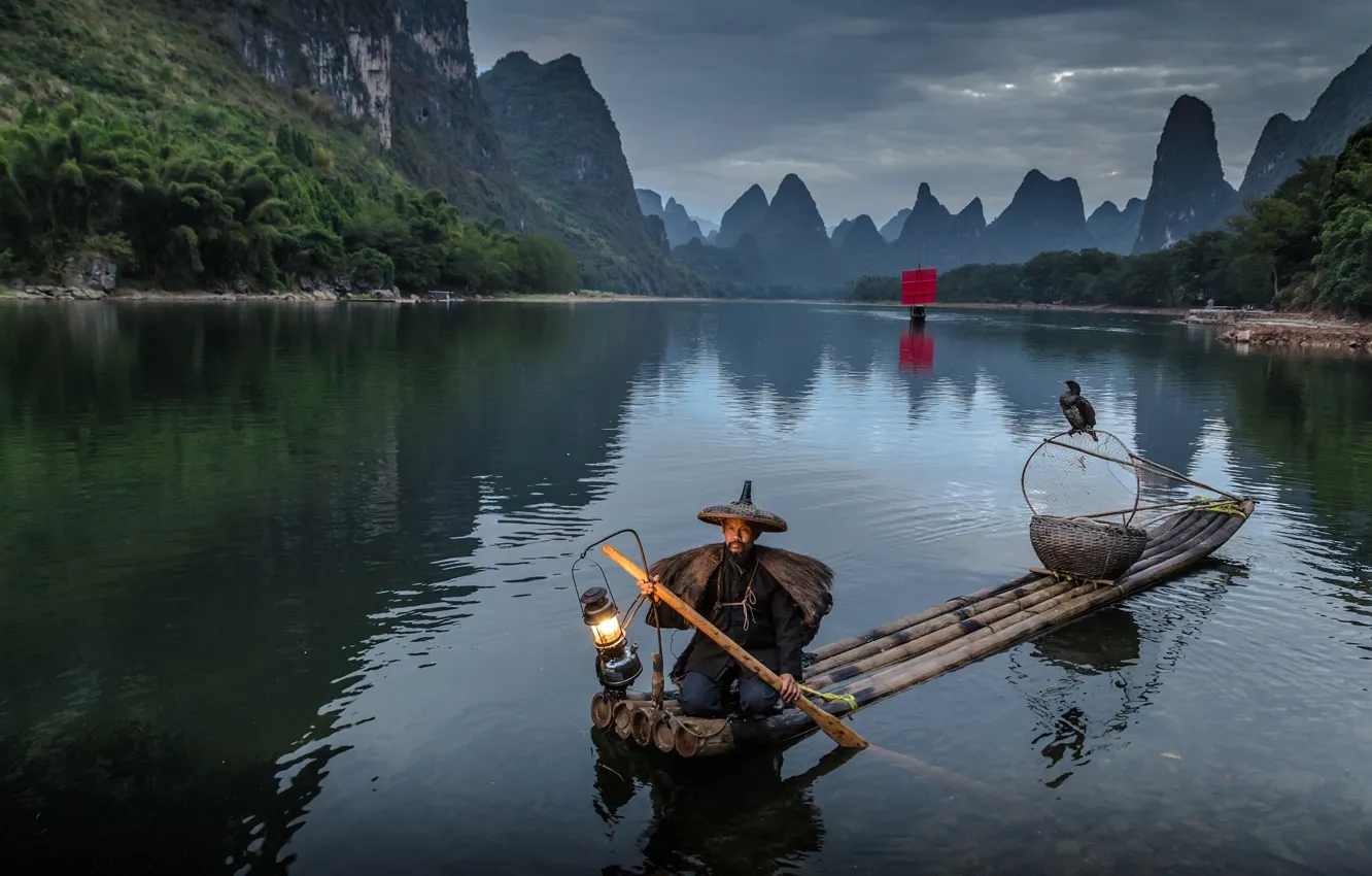 Фото обои light, oriental, trunks, canoe, paddle