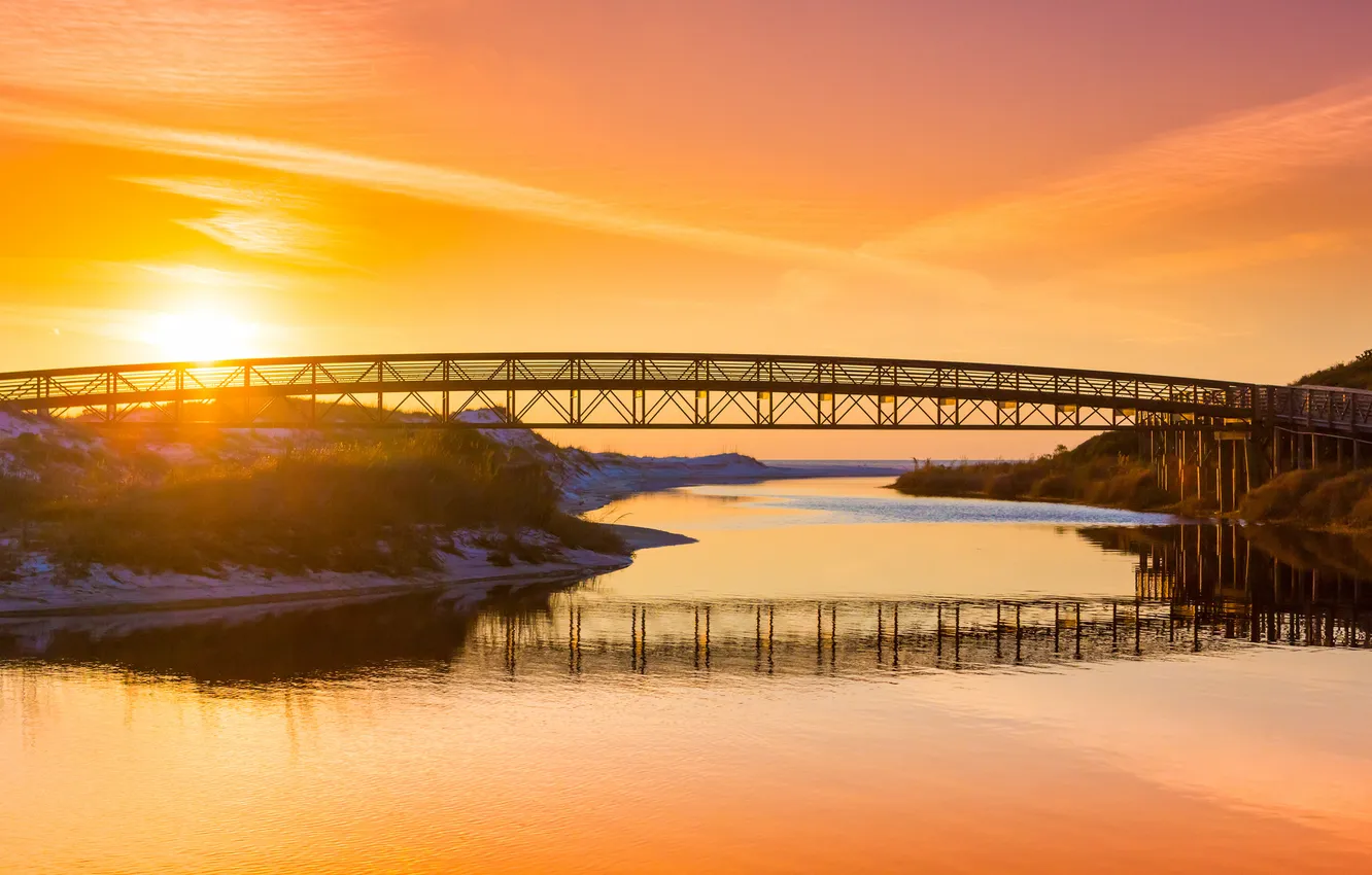 Фото обои закат, мост, озеро, река, оранжевое небо