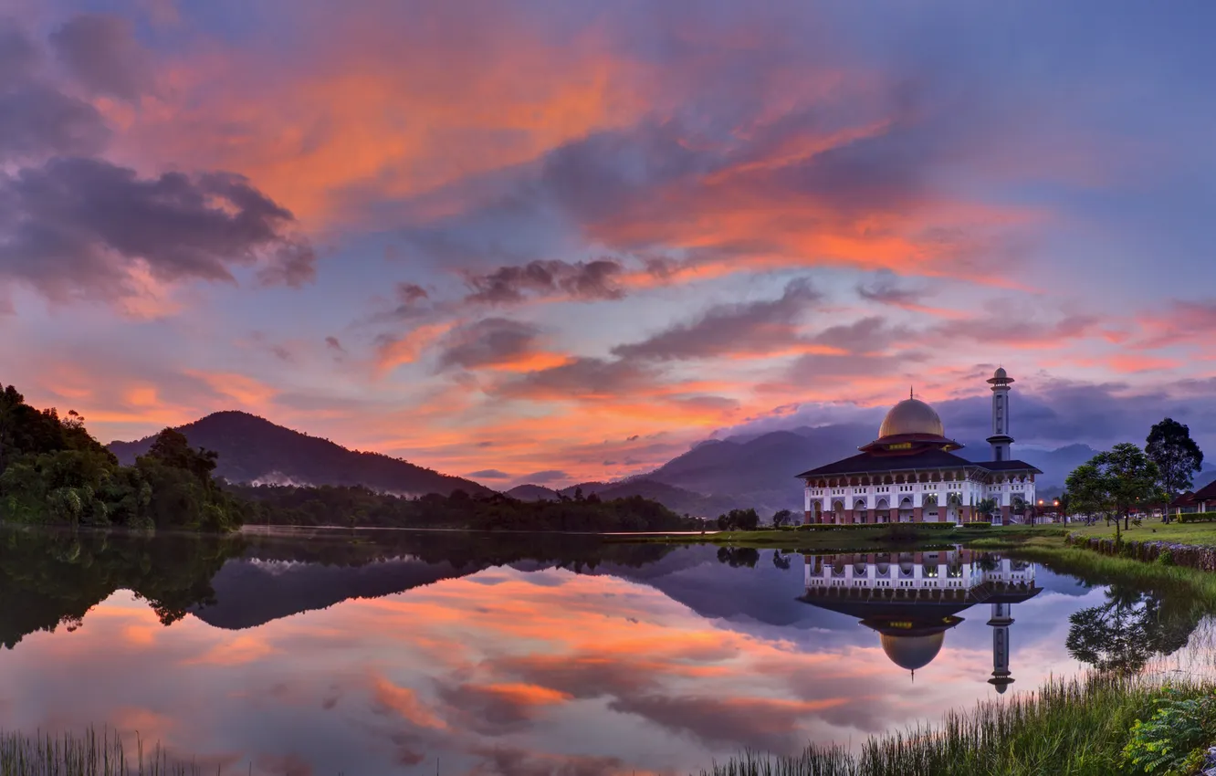 Фото обои горы, озеро, мечеть, сумерки, Малайзия
