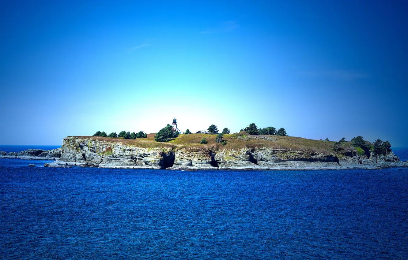 Фото обои море, небо, деревья, скала, маяк, остров