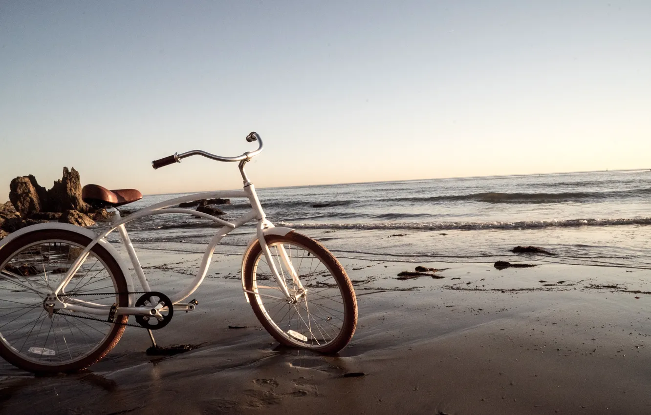 Фото обои пляж, велосипед, океан, берег