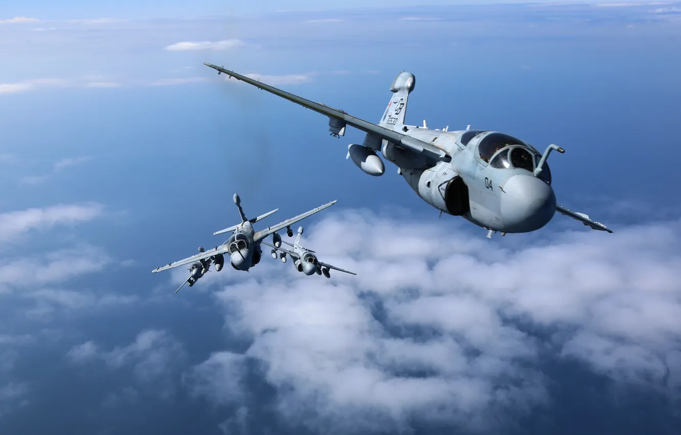 Фото обои облака, полёт, самолёт, Prowler, палубный, EA-6B