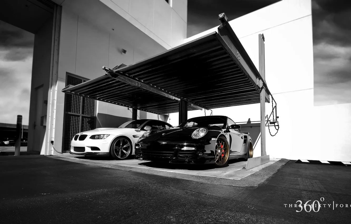 Фото обои тачки, порше, 360 forged, бэха, черный Porsche 997 TT, белый BMW M3