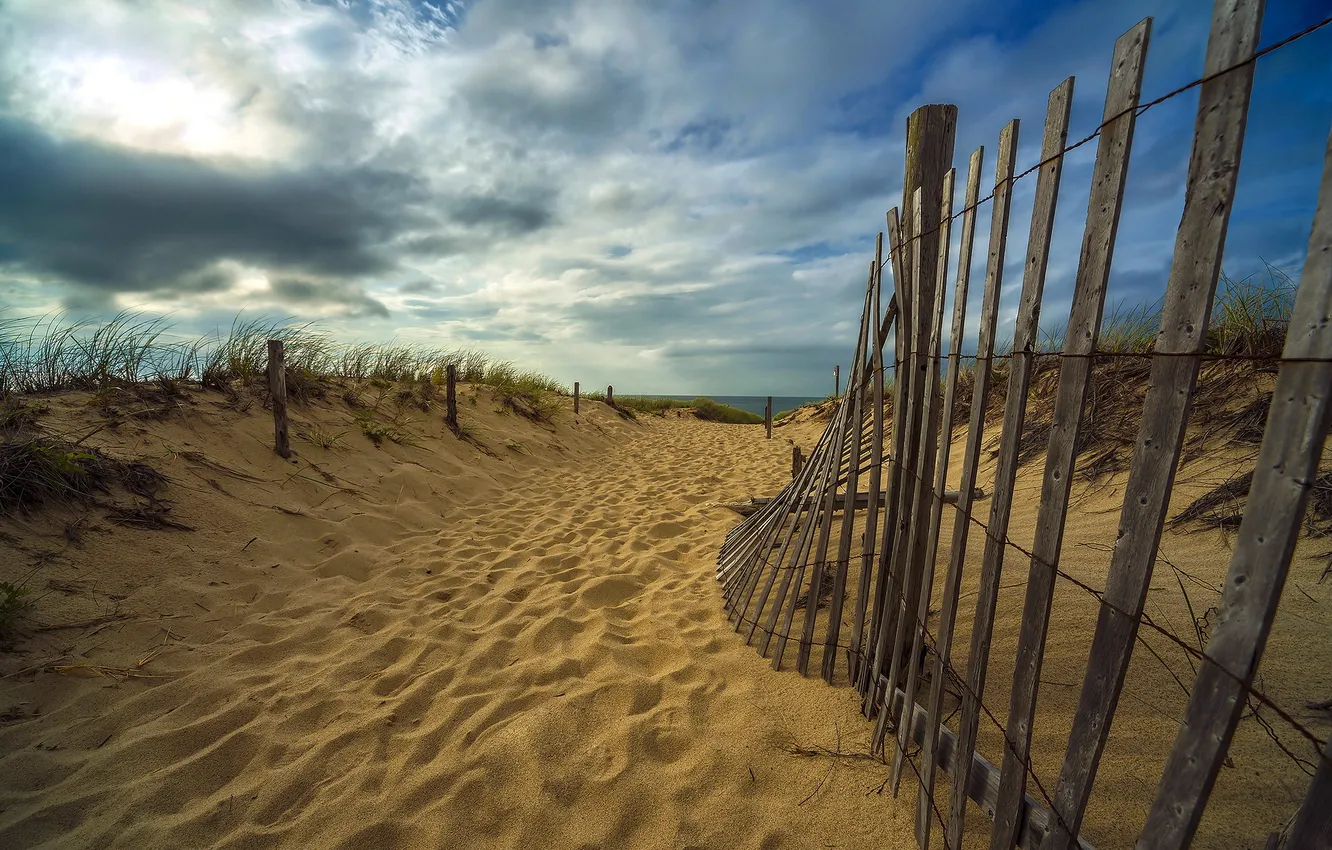 Фото обои песок, море, пляж, пейзаж, забор