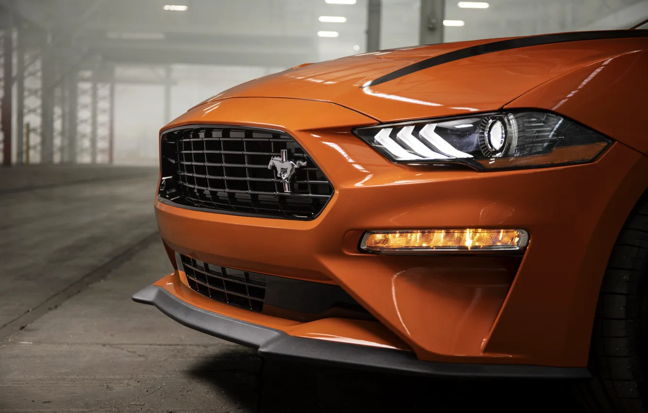 Фото обои оранжевый, Mustang, Ford, перед, 2020, фастбэк