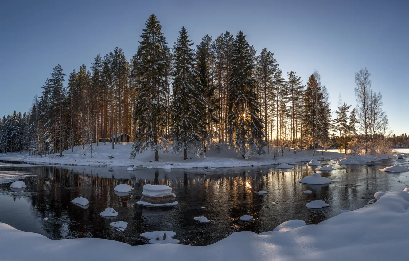 Фото обои лес, дом, река, Зима, фотограф Evalds Kivlenieks