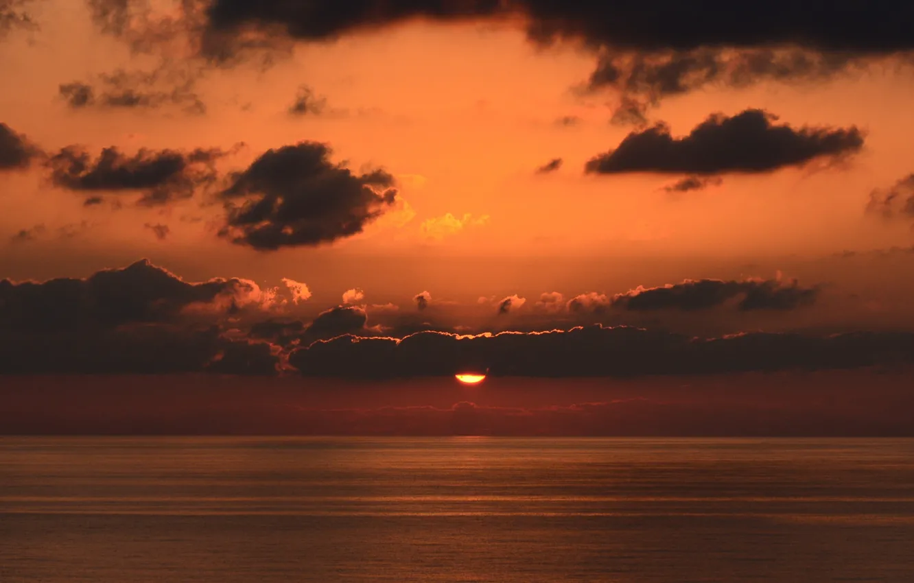 Фото обои twilight, sea, ocean, sunset, seascape, clouds, sun, dusk
