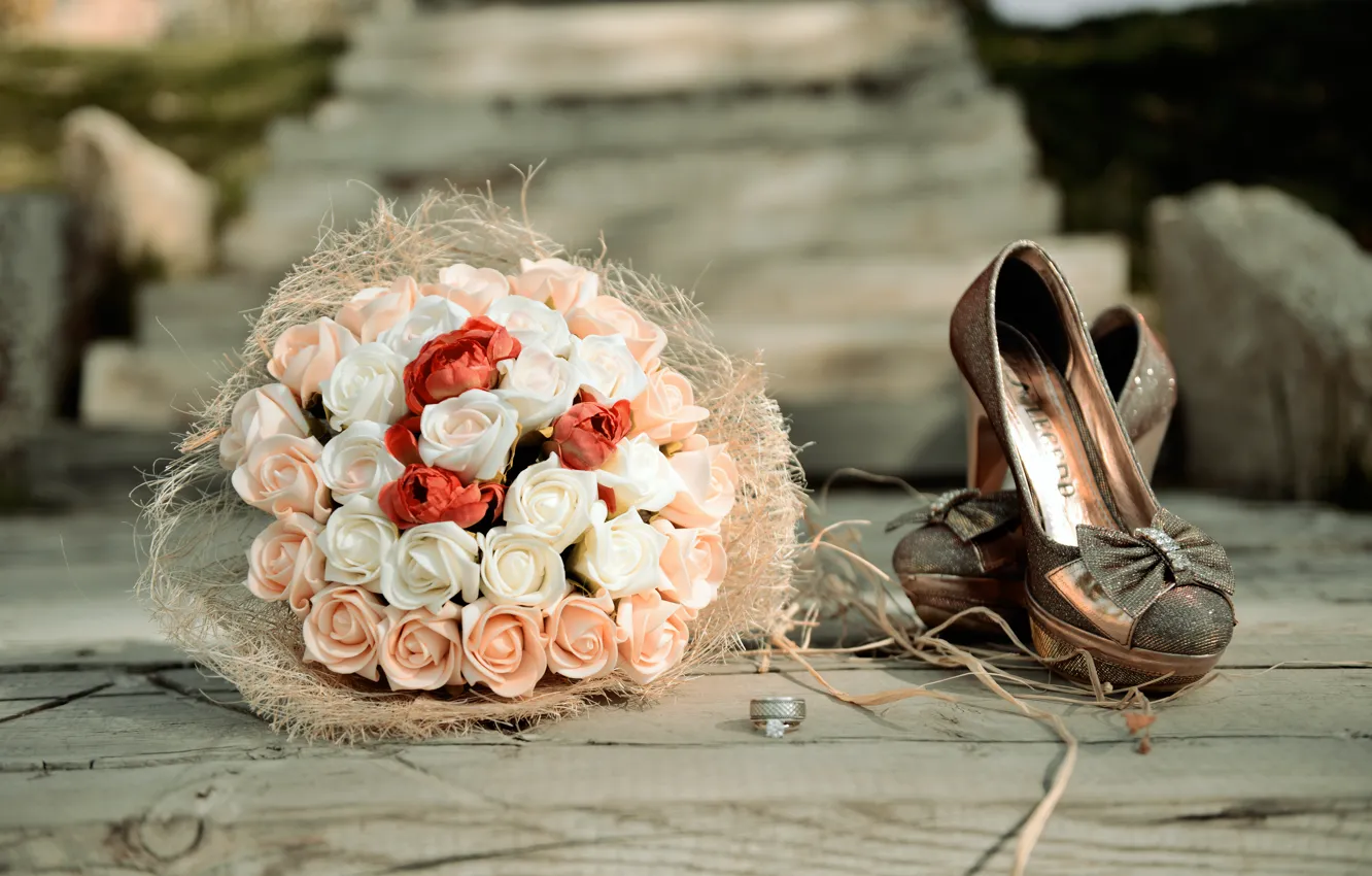 Фото обои цветы, розы, букет, кольца, туфли, свадебный