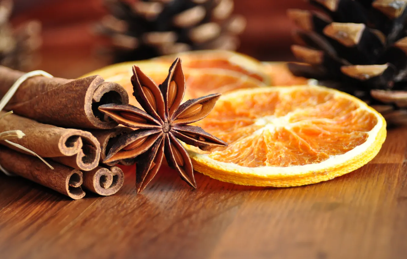 Фото обои апельсин, корица, шишки, звездочка, пряности, бадьян, анис, иллициум