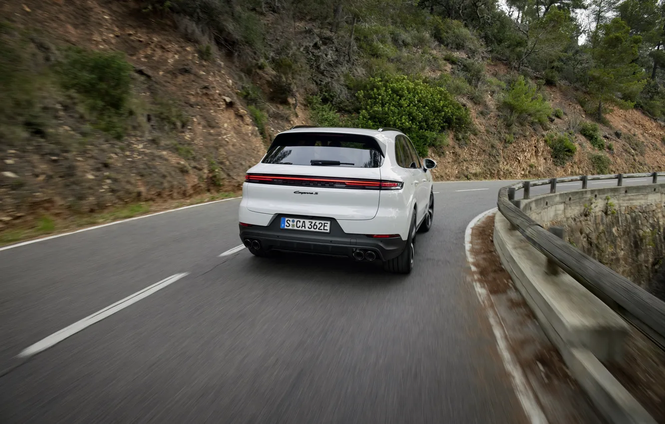 Фото обои Porsche, Cayenne, rear view, Porsche Cayenne S E-Hybrid