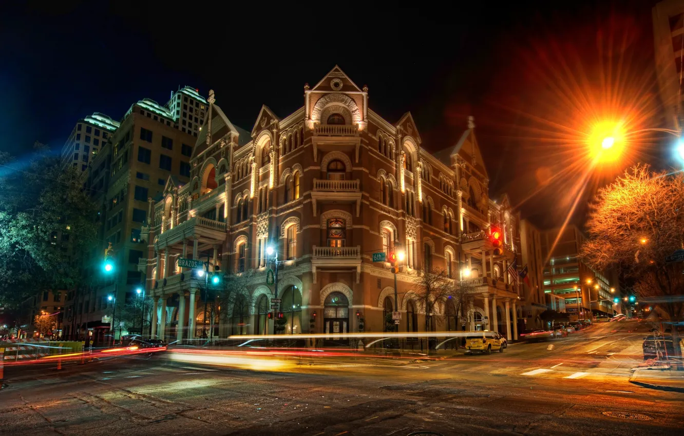 Фото обои дорога, ночь, огни, здания, The Driskill at Night, austin