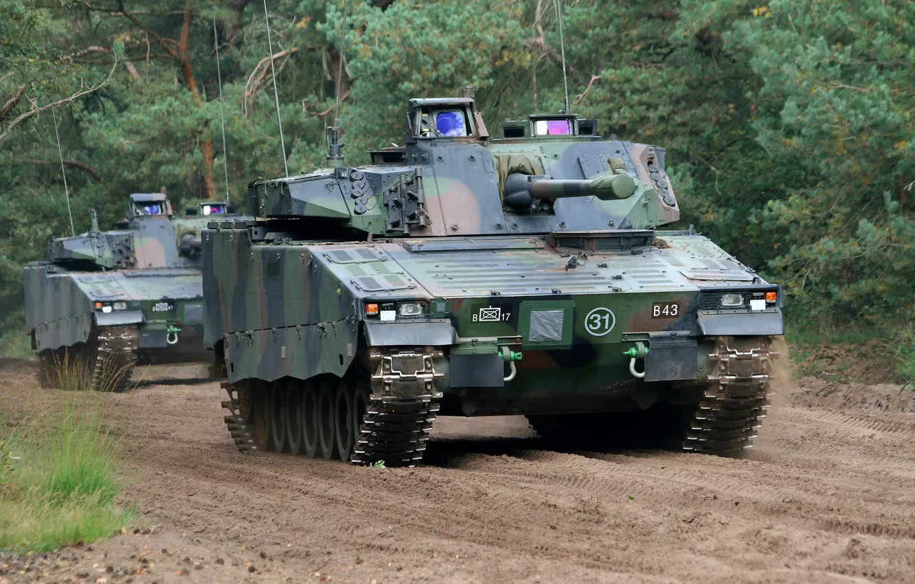 Фото обои дорога, машина, лес, боевая, пехоты, CV9035NL