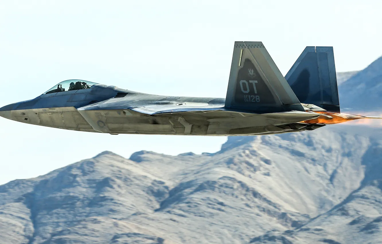 Фото обои истребитель, F-22, Raptor, многоцелевой