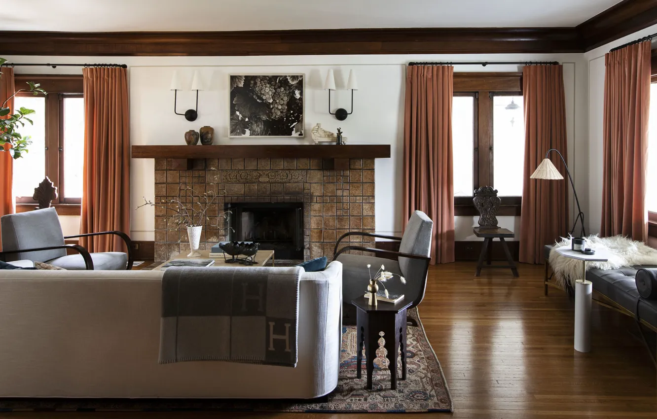 Фото обои дизайн, интерьер, Лос-Анджелес, Los Angeles, гостиная, historic fireplace and terracotta drapes, исторический камин и терракотовые …