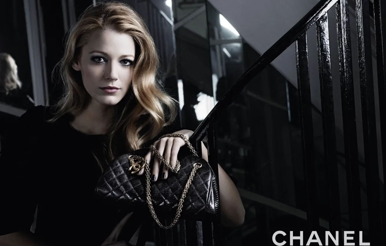 Фото обои девушка, стиль, модель, сумка, бренд, Chanel
