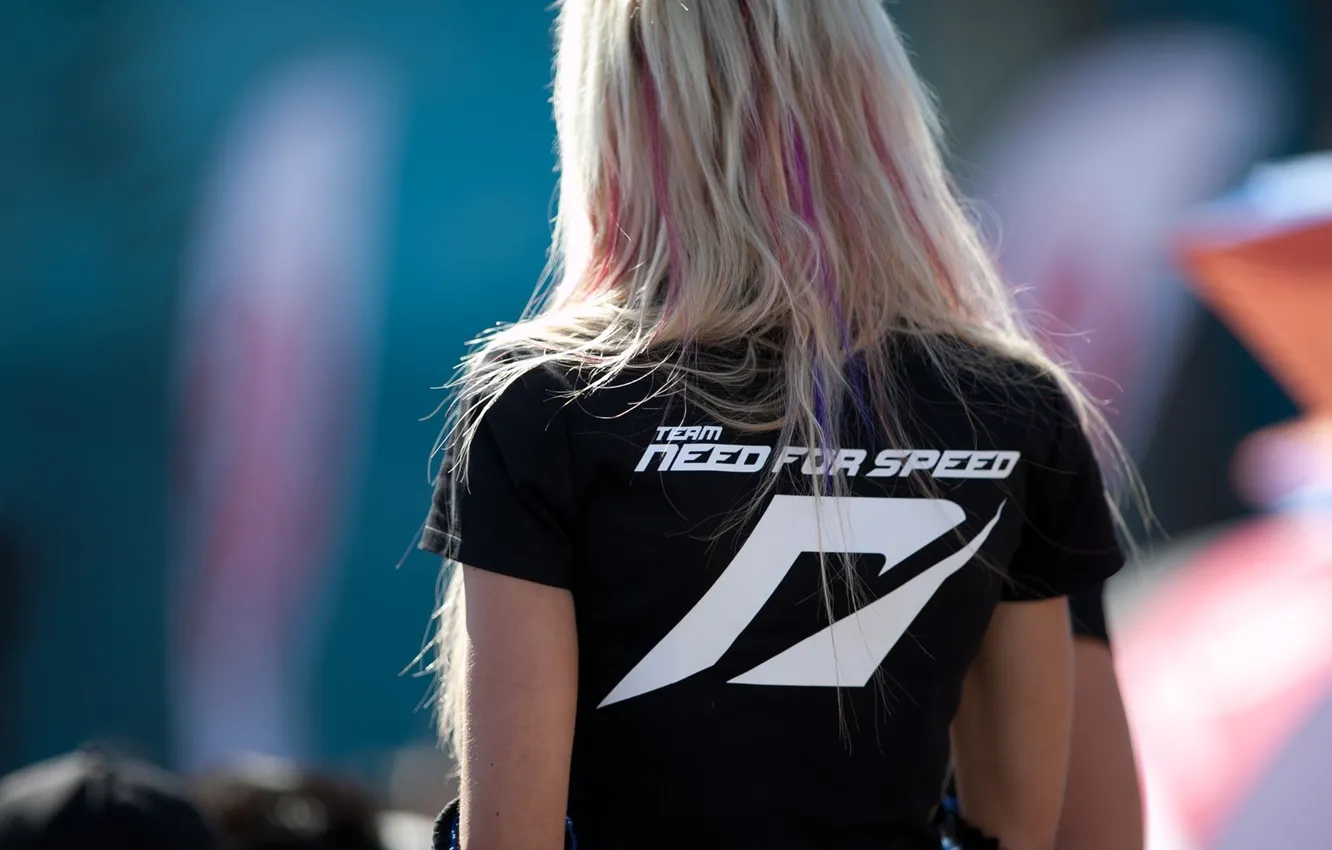Фото обои девушка, футболка, черная, girl, game, team need for speed