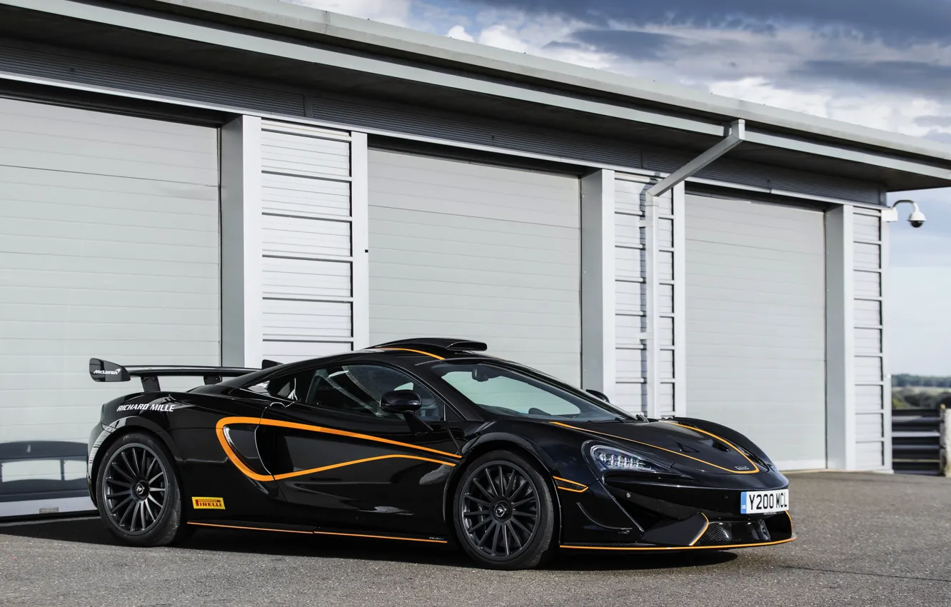 Фото обои чёрный, купе, McLaren, спорткар, 2020, V8 twin-turbo, 620R, 620 л.с.